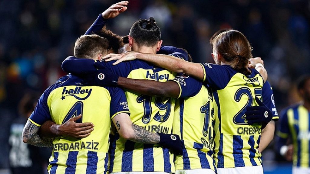 Alanyaspor – Fenerbahçe maçı ne zaman, saat kaçta ve hangi kanalda?