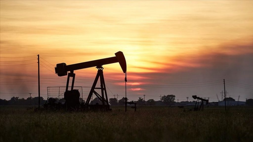 Brent petrolün varil fiyatı 102,22 dolarda