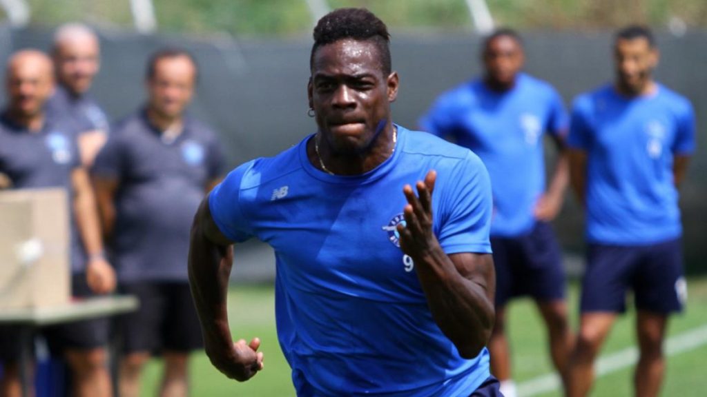 Mancini’den Balotelli açıklaması
