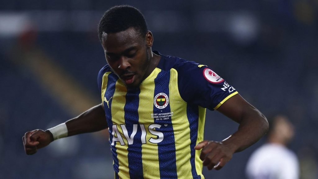 Osayi Samuel’e 3 kulüpten teklif