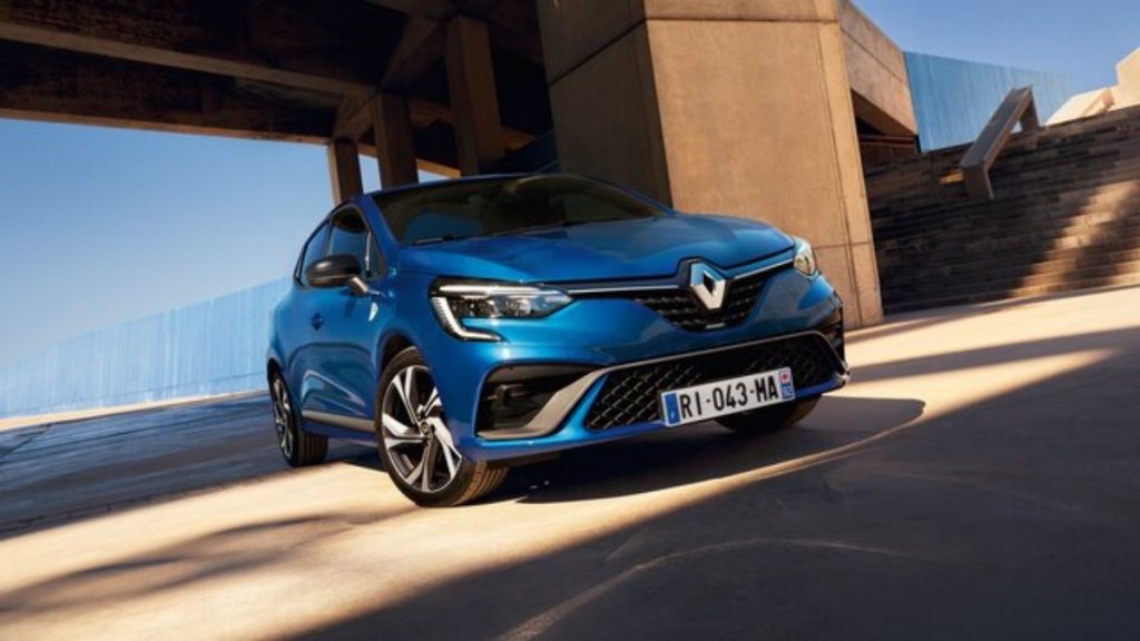 Renault, tepkiler nedeniyle Rusya’daki üretimi yine durdurdu