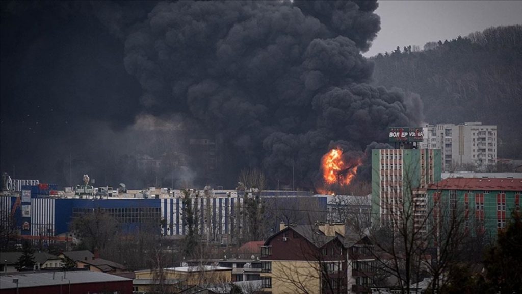 Rusya’dan Lviv’e güdümlü füze saldırısı