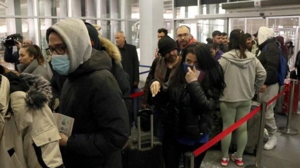 Ukrayna’dan bugün 125 Türk vatandaşı daha tahliye edildi