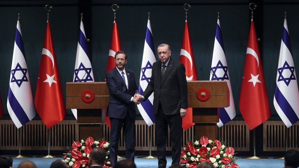 Yunanistan’da Türkiye-İsrail zirvesine yakın ilgi