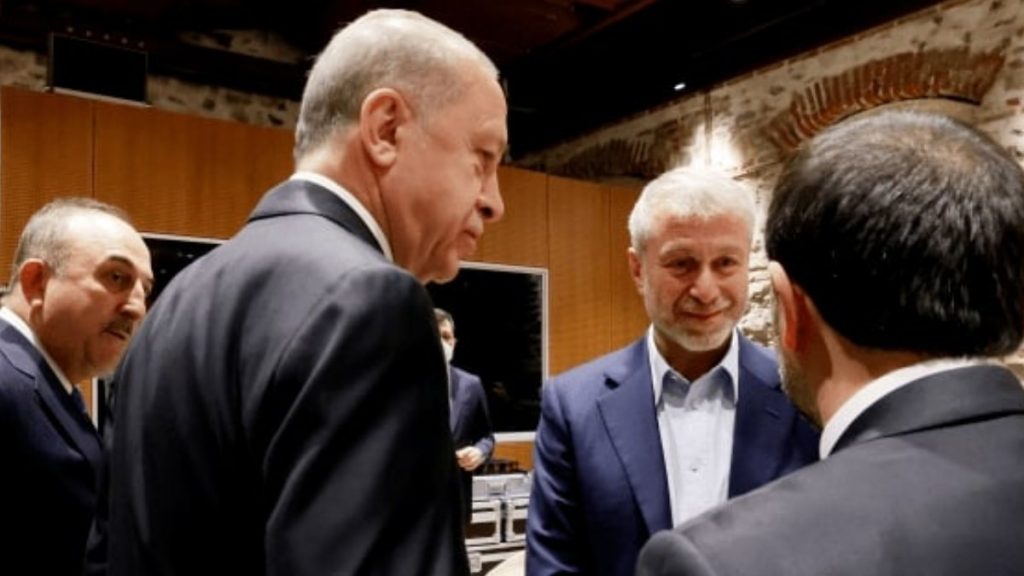 Cumhurbaşkanı Erdoğan’la Abramoviç bir araya geldi