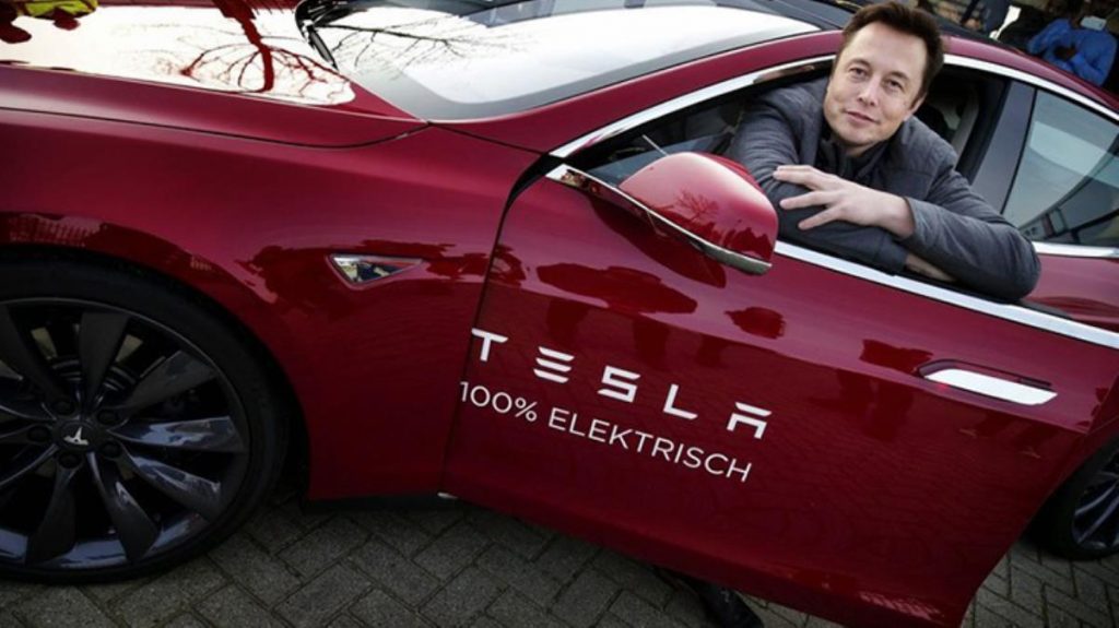 Tesla’nın başı Elon Musk’ın Twitter paylaşımları nedeniyle dertte