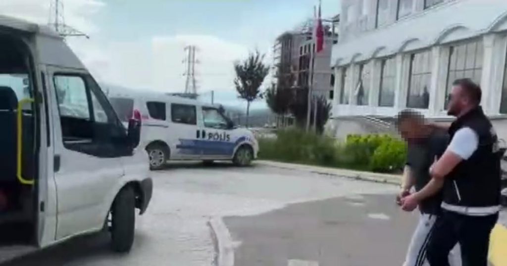 Yok artık…Uyuşturucu tacirleri 5 kilo uyuşturucuyu bebek bisikletine sakladı