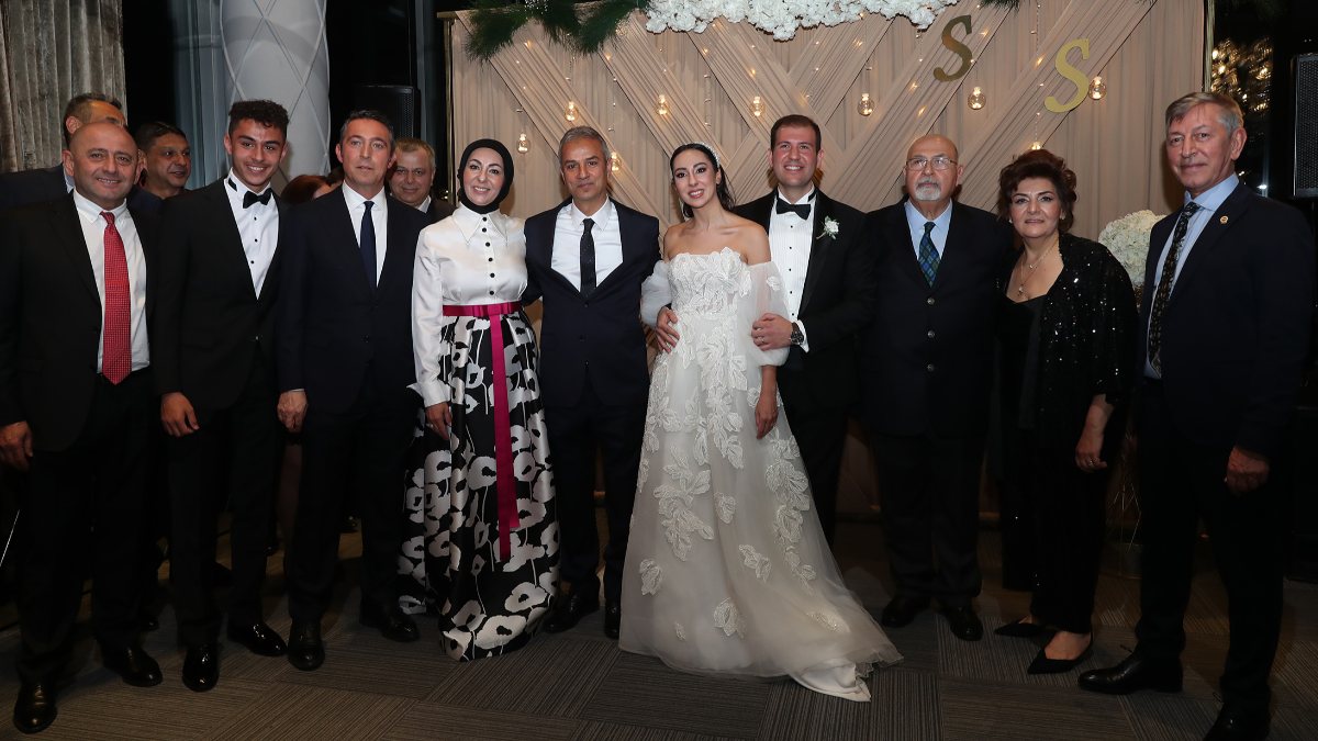 Fenerbahçe camiası, İsmail Kartal'ın kızının düğününde buluştu