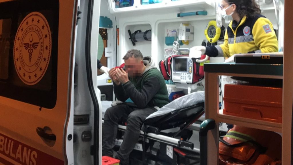 Adana’da hırsız sanılan kişi bıçaklandı