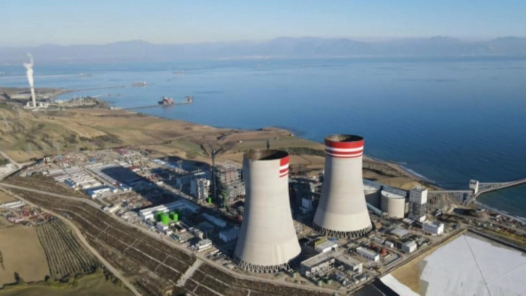 Adana’da termik santral soyuldu