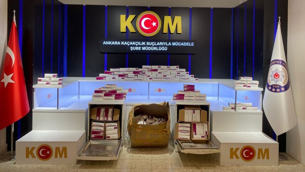 Ankara’da, bulaşık makinesinde gizlenmiş 6 bin 890 hap ele geçirildi