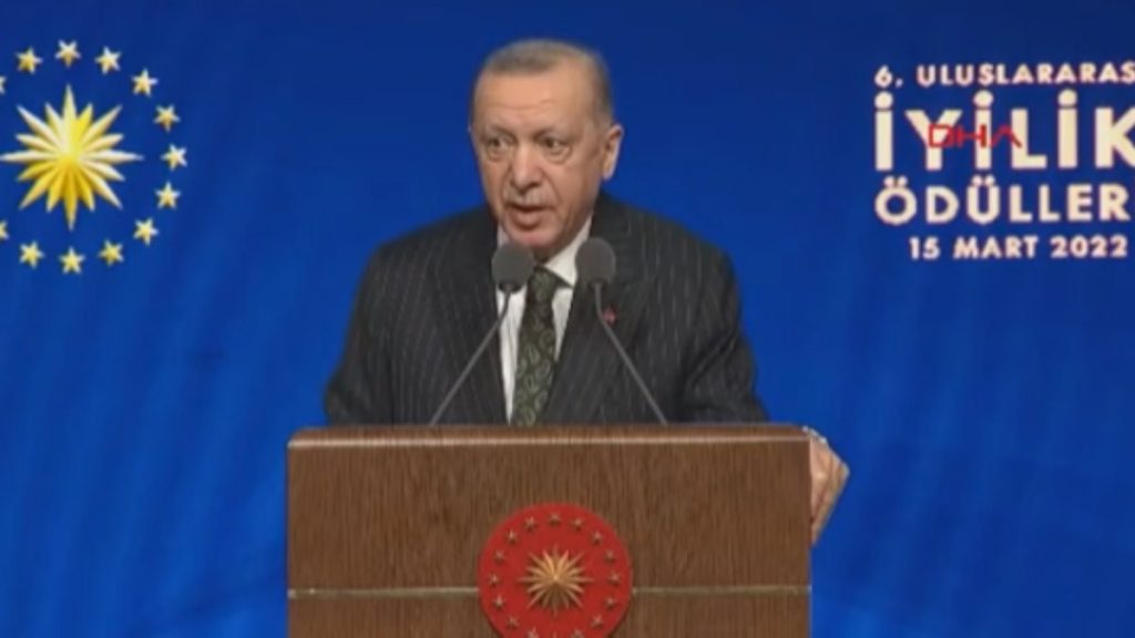 Cumhurbaşkanı Erdoğan: Mültecilere ev sahipliği yapmaya devam edeceğiz