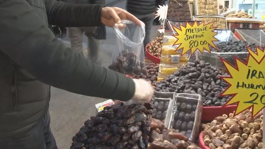 Elazığ’da çarşı pazarda Ramazan telaşı başladı