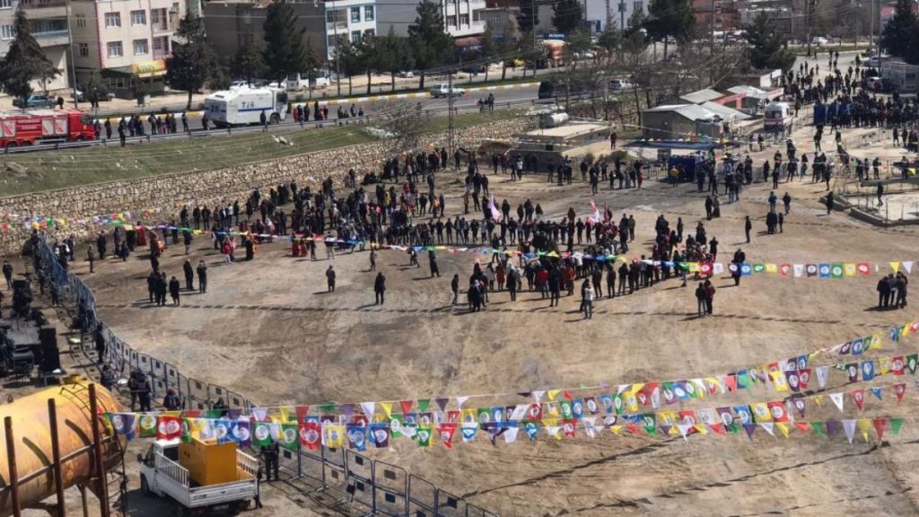 HDP, Diyarbakır’ın ilçelerinde katılım az olunca Nevruz kutlamalarını iptal etti