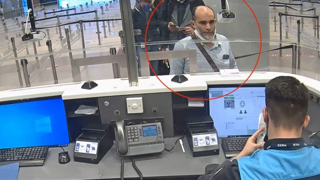 İstanbul’a gelen Hint yolcunun cebinden 12 milyon TL’lik pırlanta çıktı