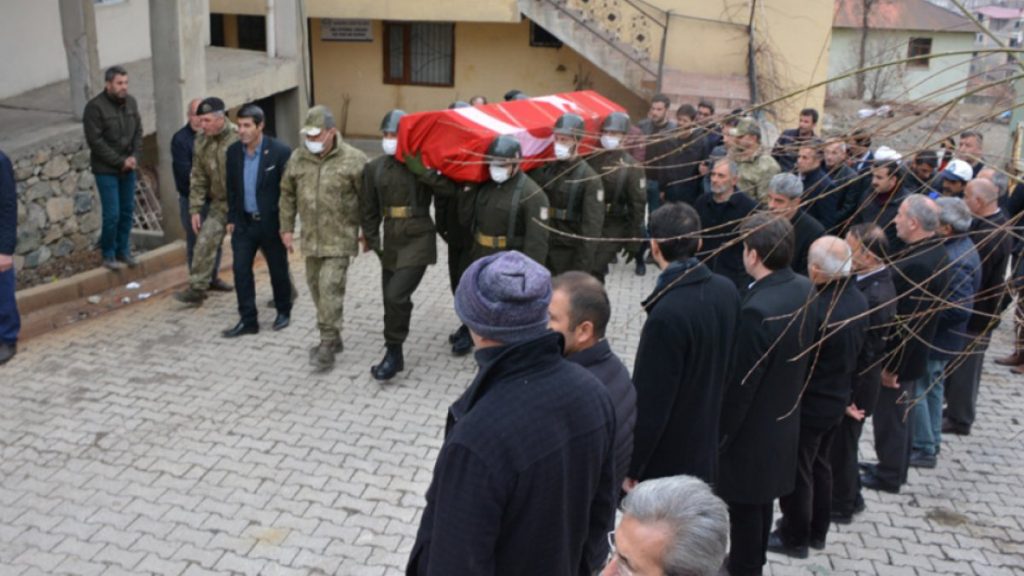 Kanserden hayatını kaybeden Kıbrıs gazisi Hakkari’de defnedildi