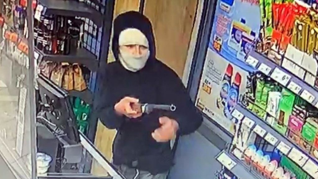 Samsun’da tüfekli soyguncu, girişiminde başarısız oldu