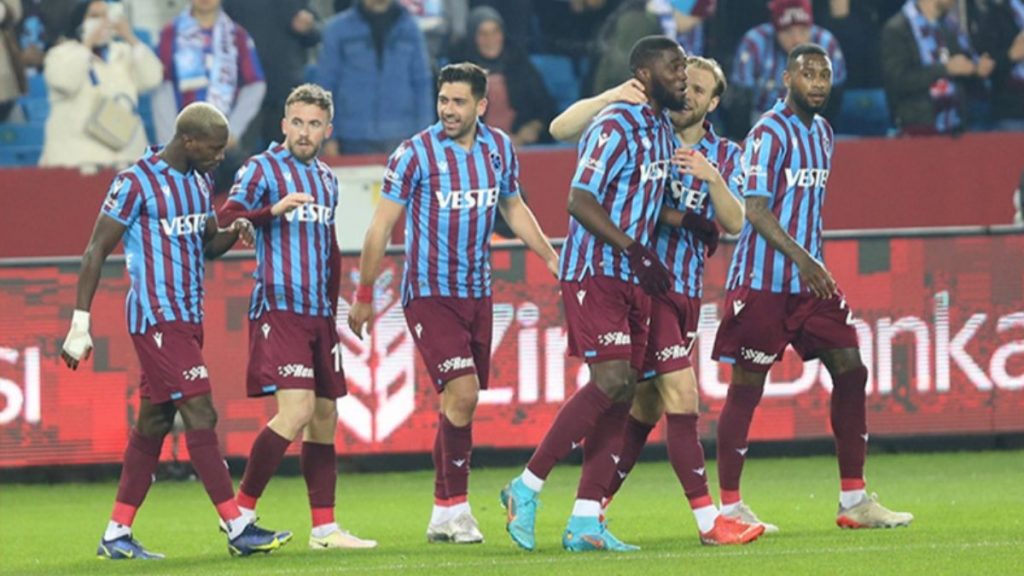 Trabzonspor – Göztepe – CANLI SKOR