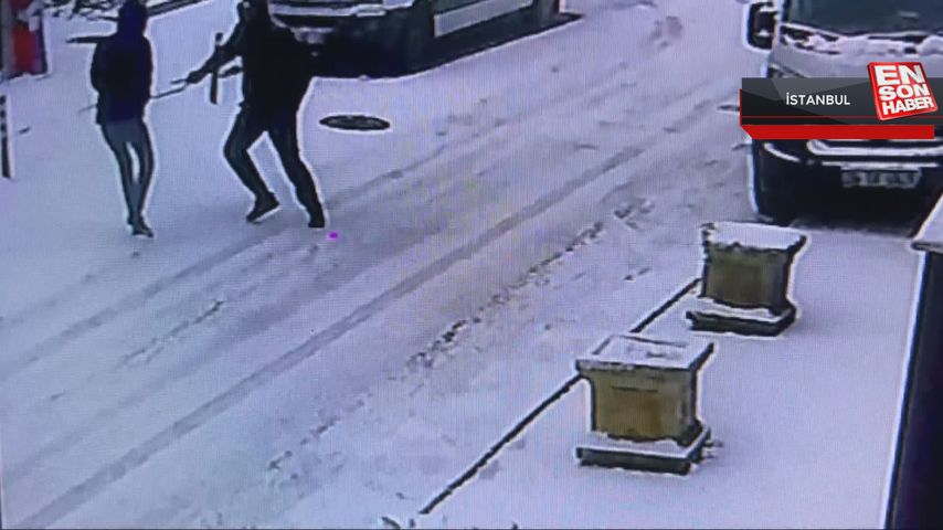 Ümraniye’de 21 yaşındaki genç, işe giderken kalbinden bıçaklandı