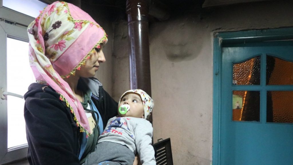 Zonguldak’ta bebeğin ağlaması, aileyi zehirlenmekten kurtardı