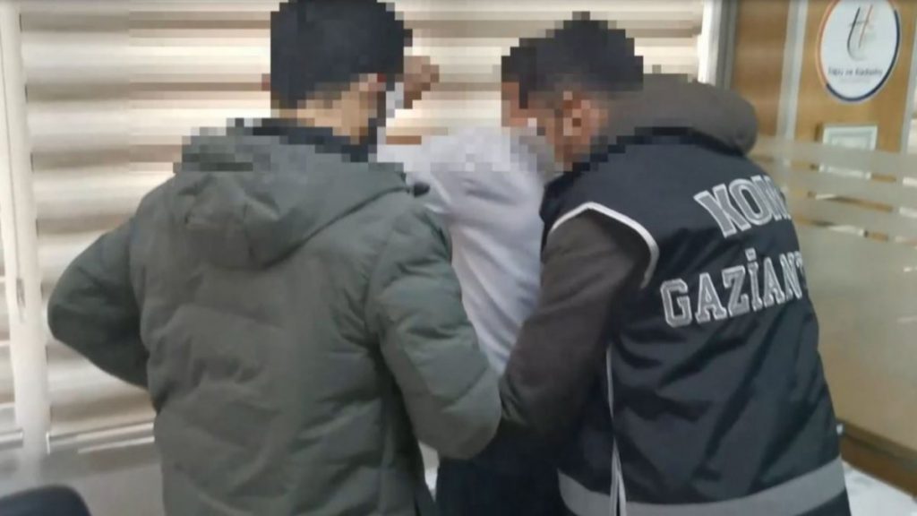 Gaziantep’te tapu işlemleri karşılığı rüşvet alan memura suçüstü