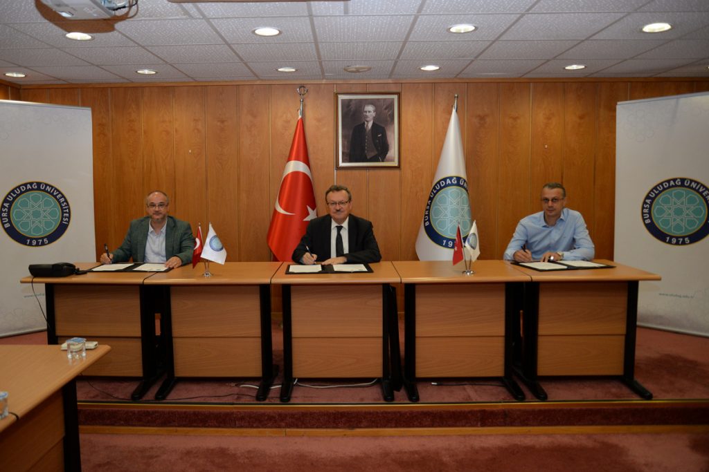 BUÜ öğrencilerine staj ve işyeri uygulama eğitimi desteği